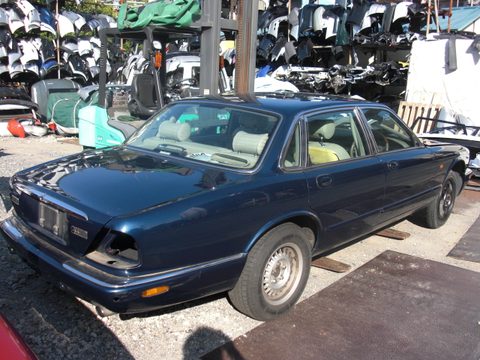 XJ-8 3.2L (X308)