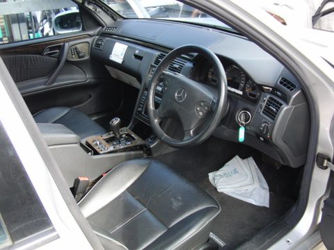 W210 E320 後期