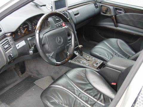 W210 AMG E55