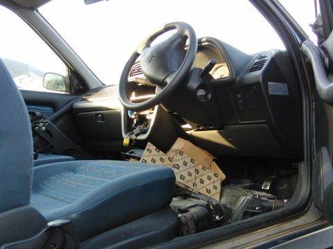 306 スタイル 3ドア