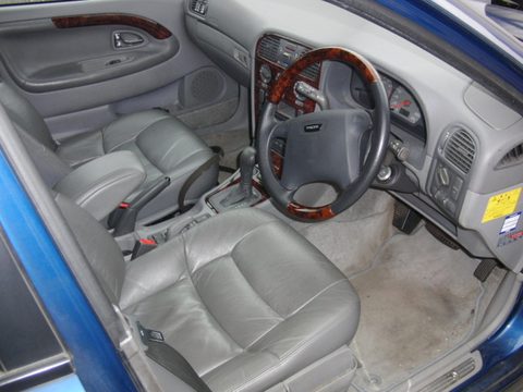 V40