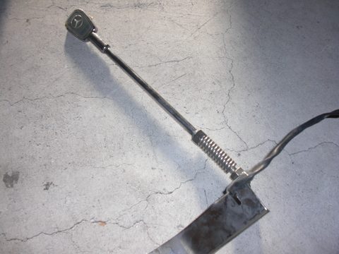 Corner pole for MERCEDES