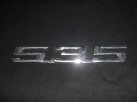 Emblem for BMW 535