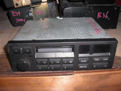 Factory head unit for BMW E31 850